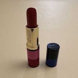Estee Lauder Lipstick - #420 Pure Color Envy Rebellious Rose